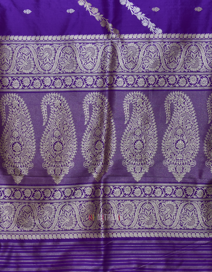 Single Katan Handwoven Banarasi Saree Purple