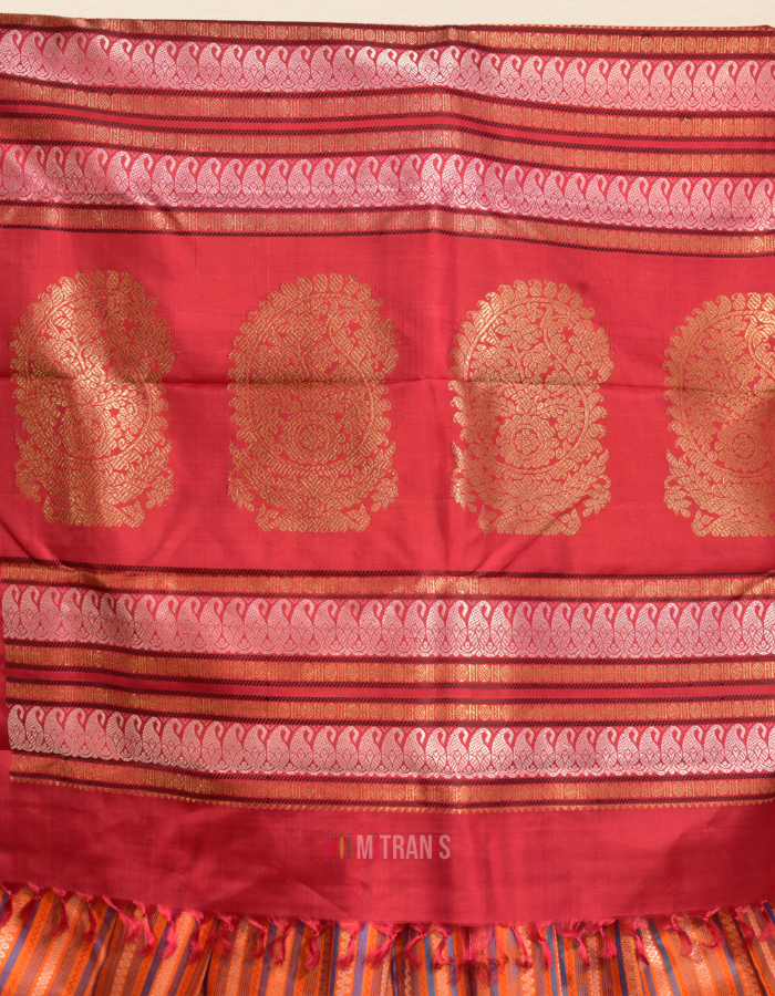Pure Zari Kanjivaram Brocade Saree - Image 2
