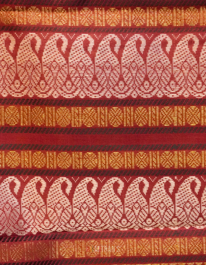 Pure Zari Kanjivaram Brocade Saree - Image 4