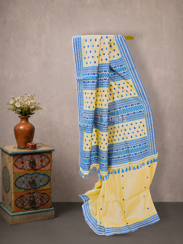 Tussar Assam Silk Saree with Ferozi and Navy Threadwork Border | Mitranis