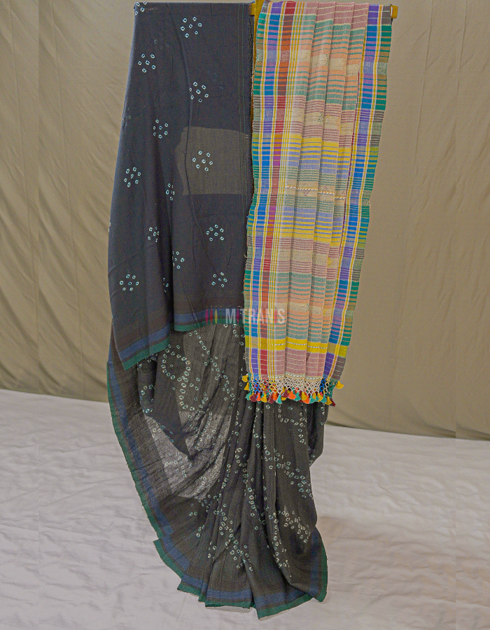 Bandhani Bhujodi Tussar Cotton Saree with Traditional Anchal