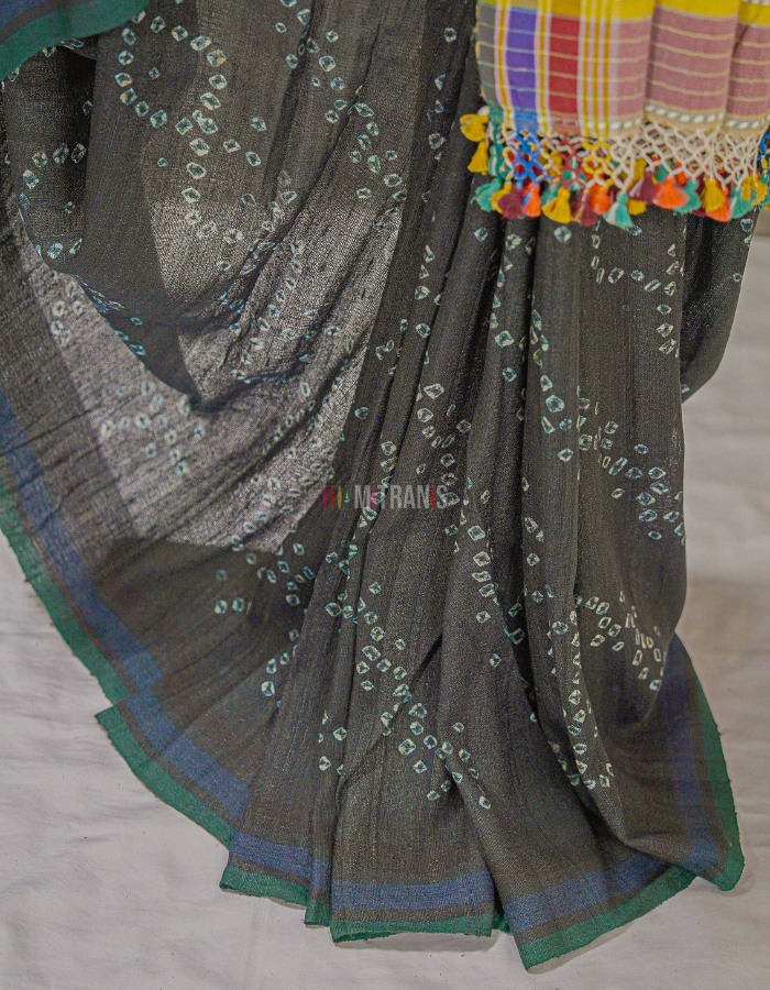 Bandhani Bhujodi Tussar Cotton Saree with Traditional Anchal - Image 2